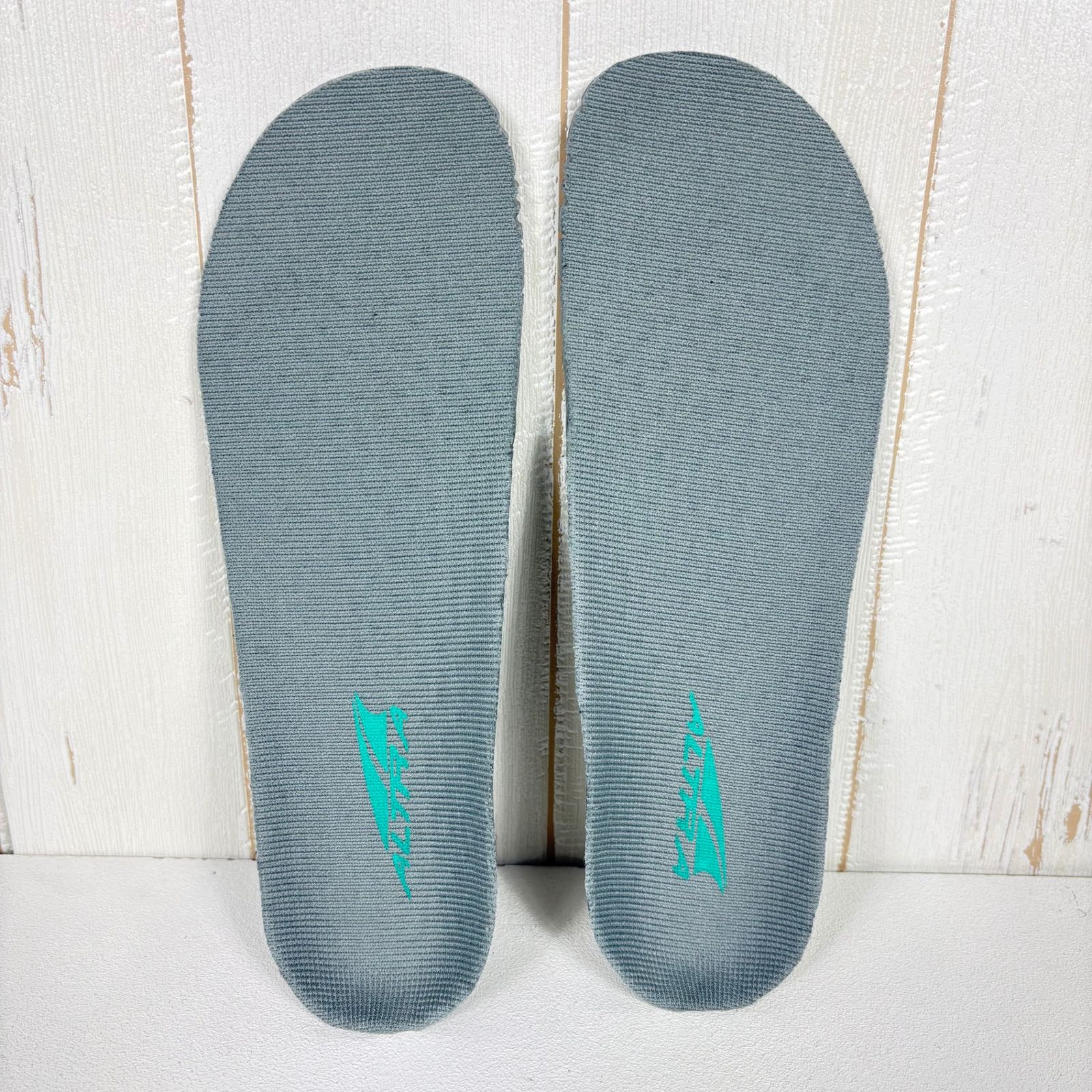 Peak フットウェア