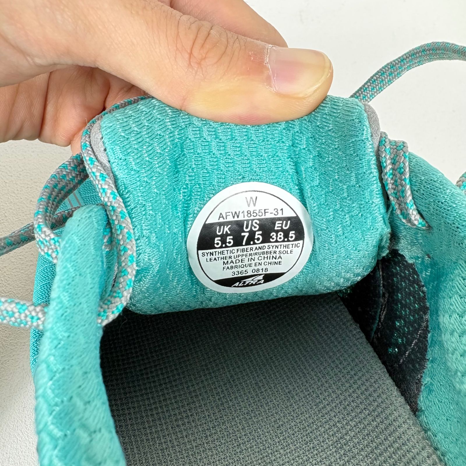 グリーン系 Altra