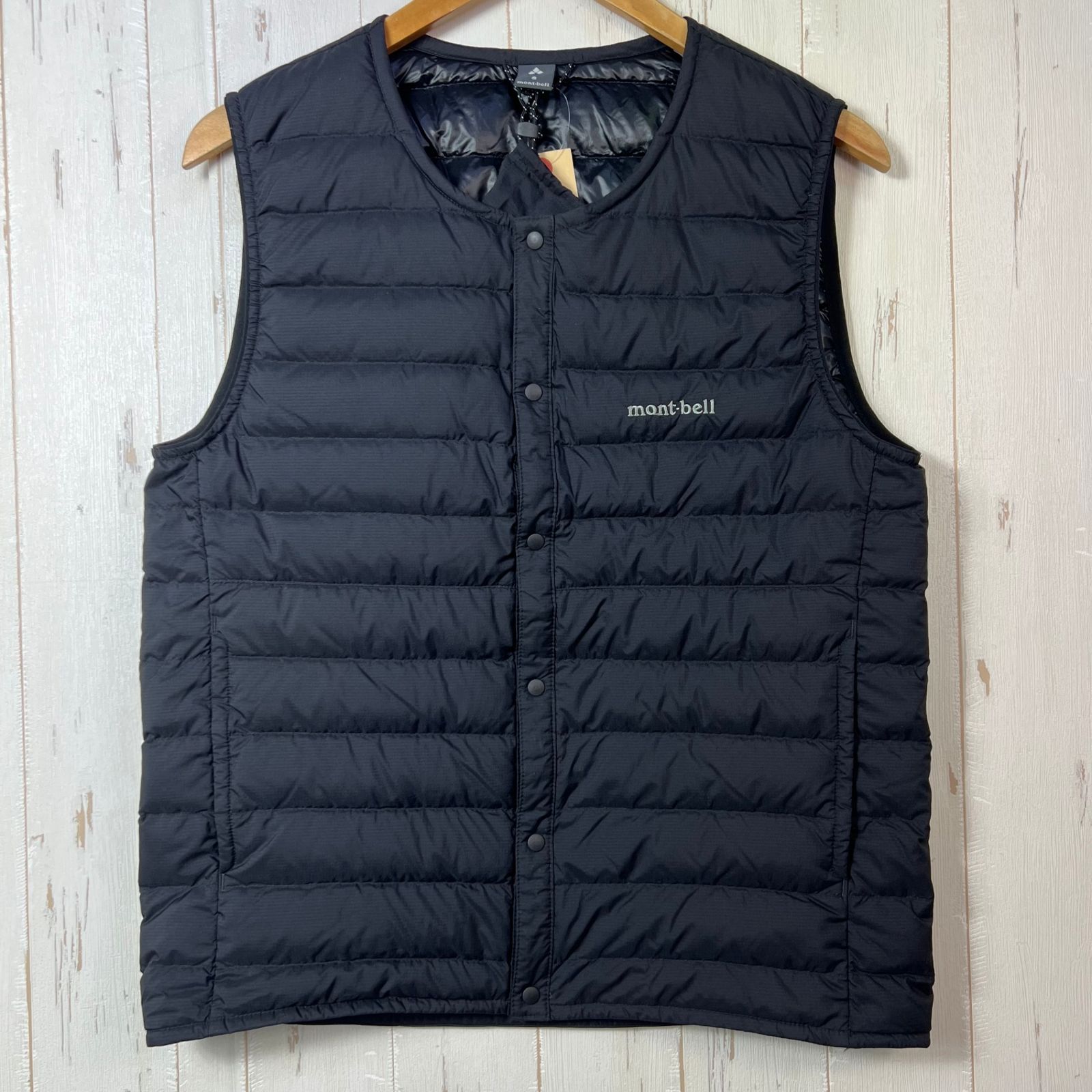 Men s ブラック系 Montbell モンベル スペリオ ダウン ラウンド ネック ベスト Superior Down Round Neck Vest ウェア トップス ダウンインサレーション z 00054