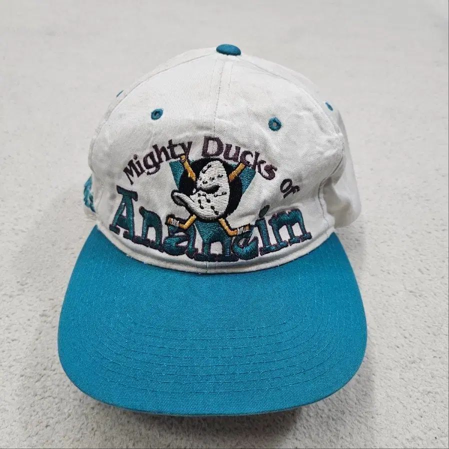 90s NHL マイティダック ベースボールキャップ - メルカリ