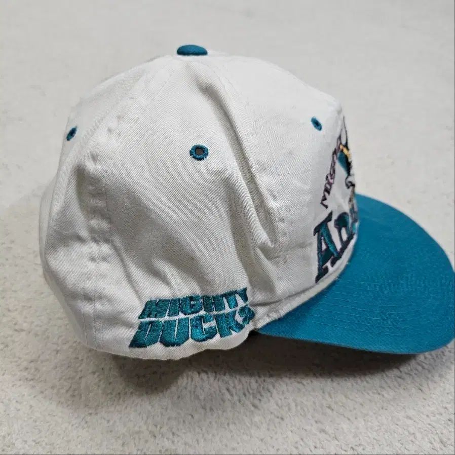 90s NHL マイティダック ベースボールキャップ - メルカリ