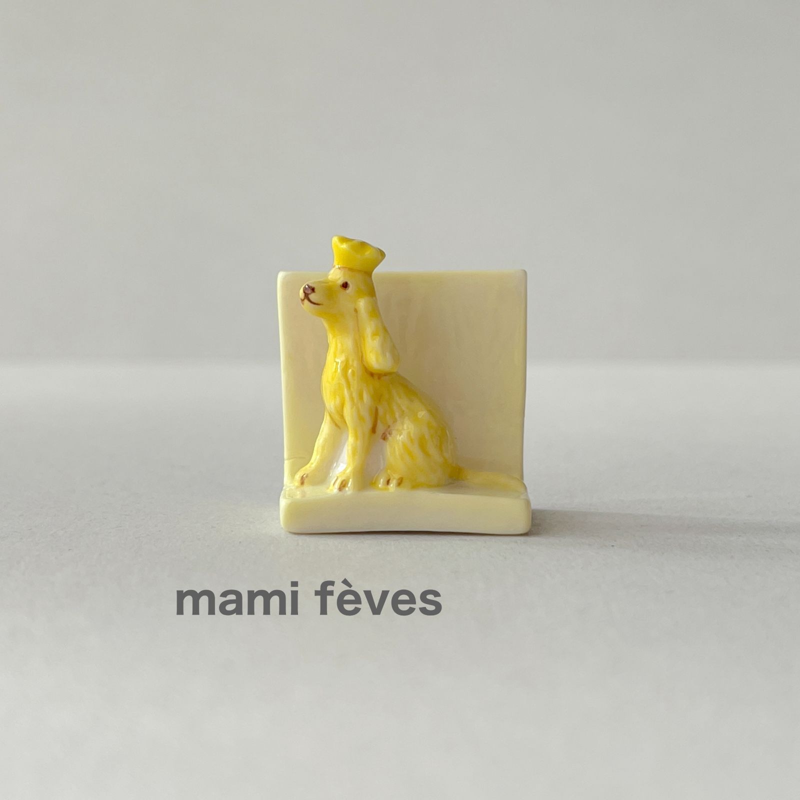 フェーヴ 王冠の犬 フランス フェーブ ミニチュア陶器 - メルカリ