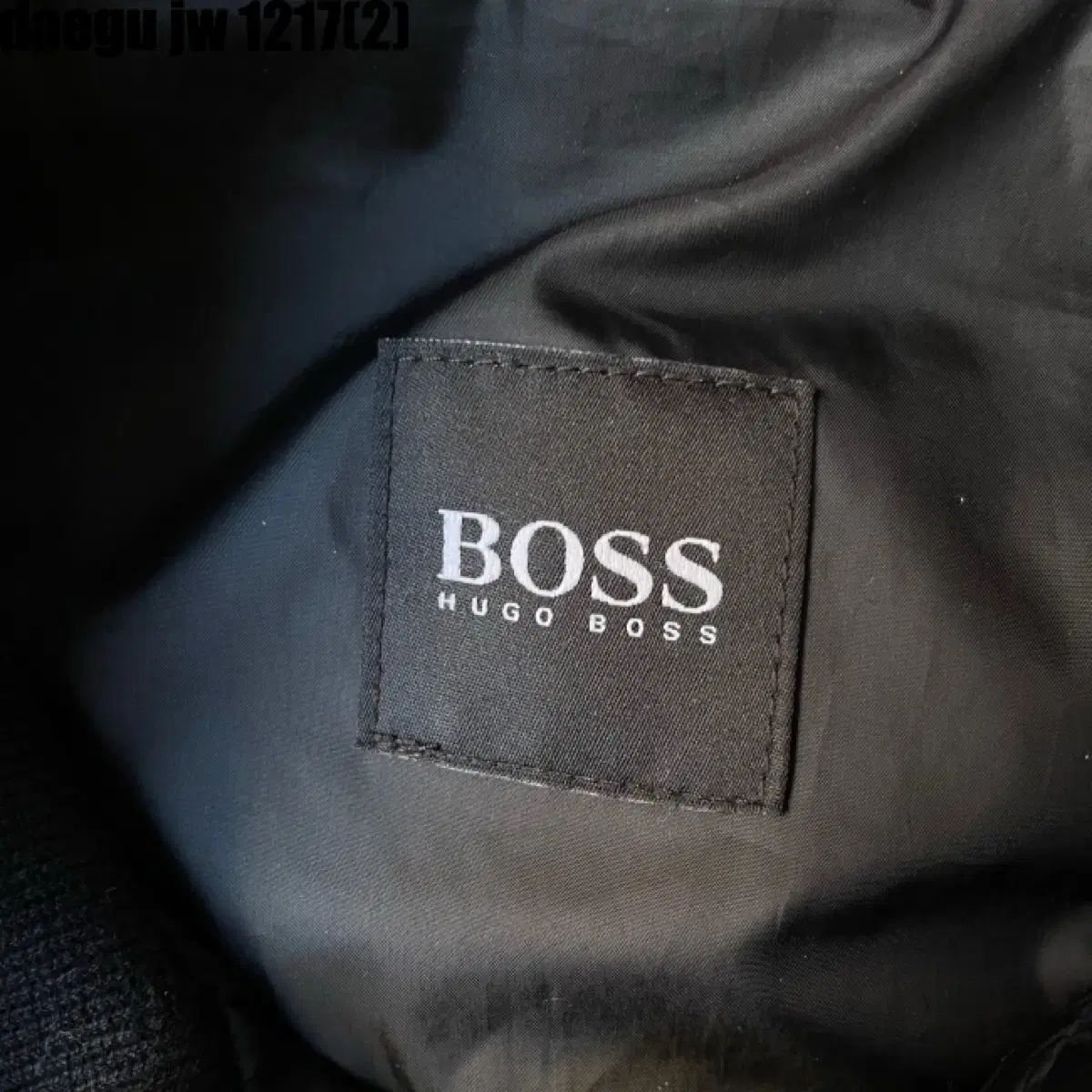 BOSS ブラック キルティング ジャケット L - メルカリ