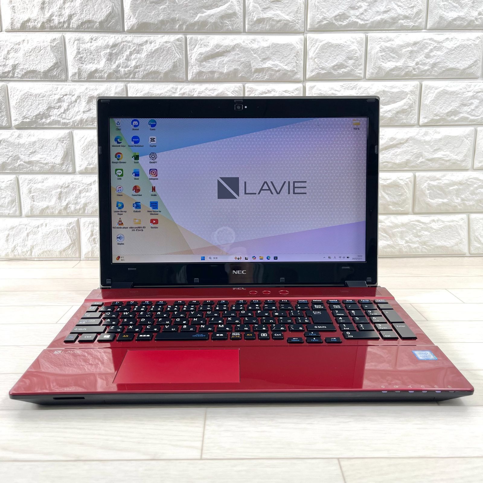 Win11♡赤色♡NEC♡LaVie♡新SSD♡メモリ6GB♡Zoom Win11♡赤色♡NEC♡LaVie♡新SSD♡メモリ6GB♡Zoom LAVIE