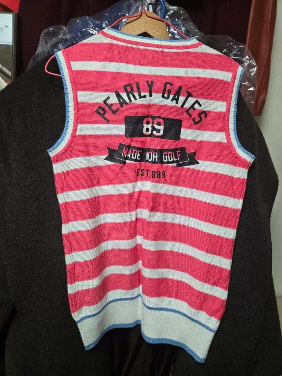 PEARLY GATES ストライプ ニット ベスト - メルカリ