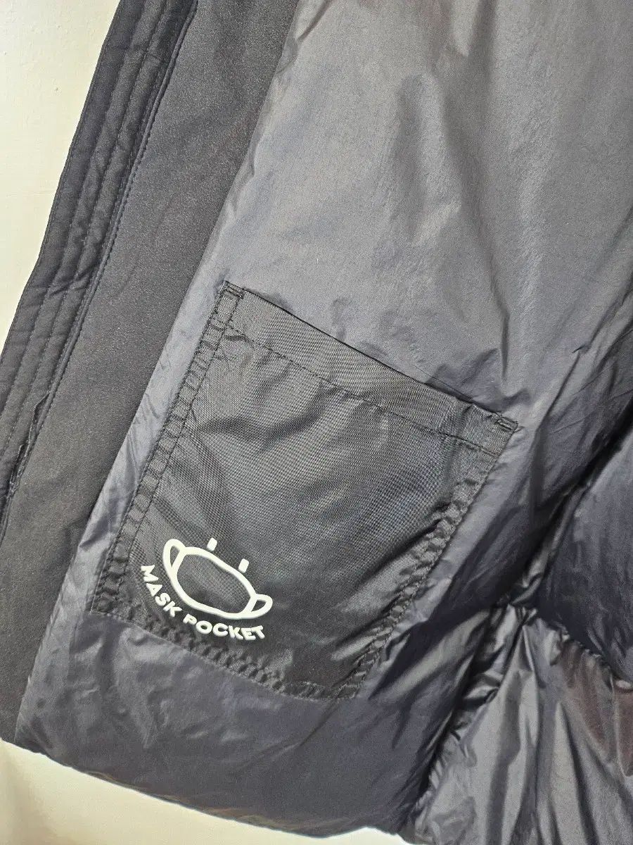 グースダウン ブラック