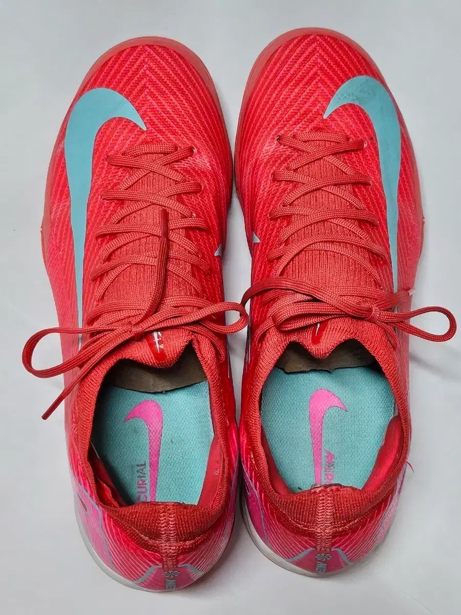 ナイキマーキュリアルプロTF 260 mm