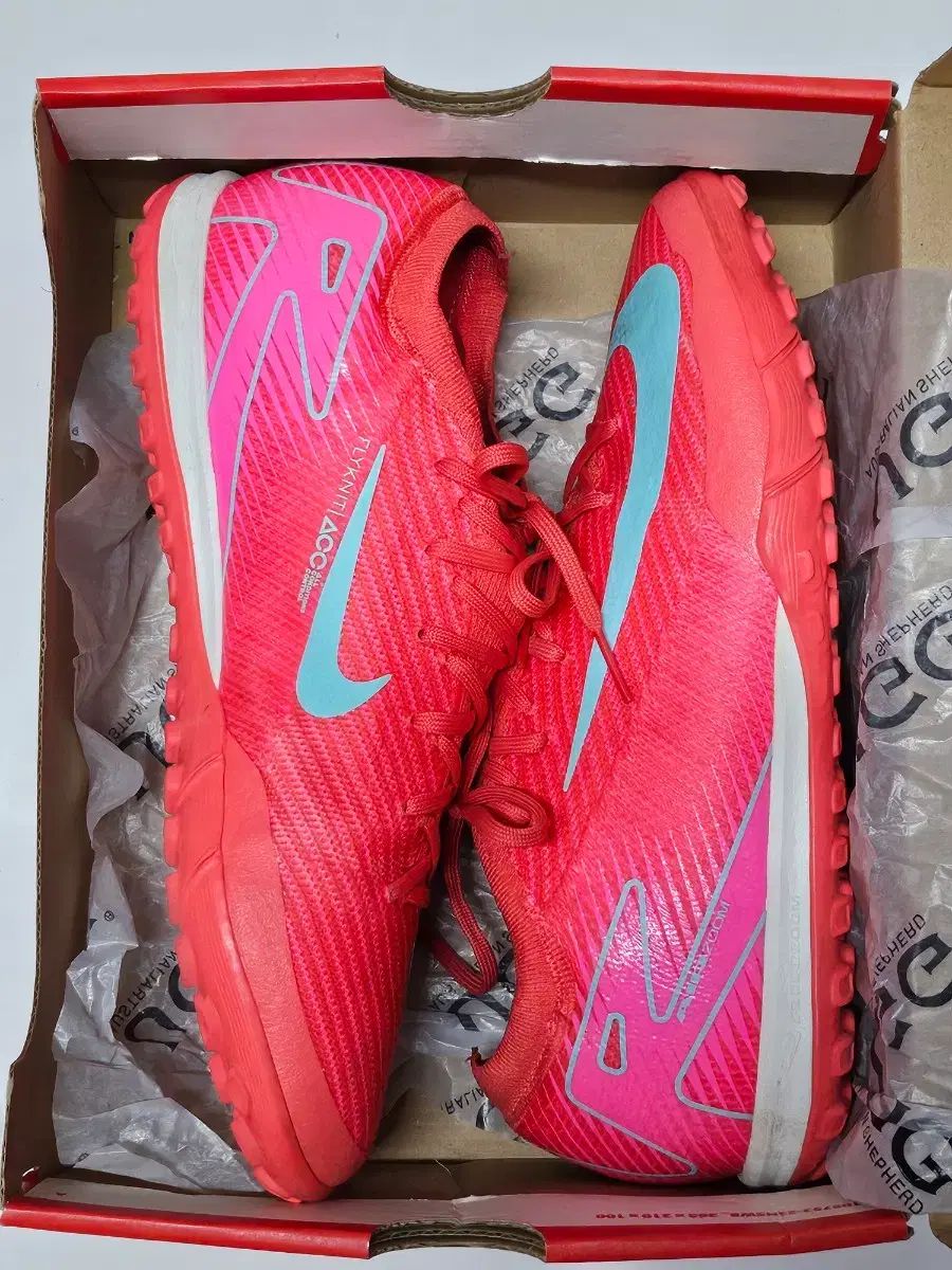  ナイキマーキュリアルプロTF 260 mm フットサルシューズ シューズ