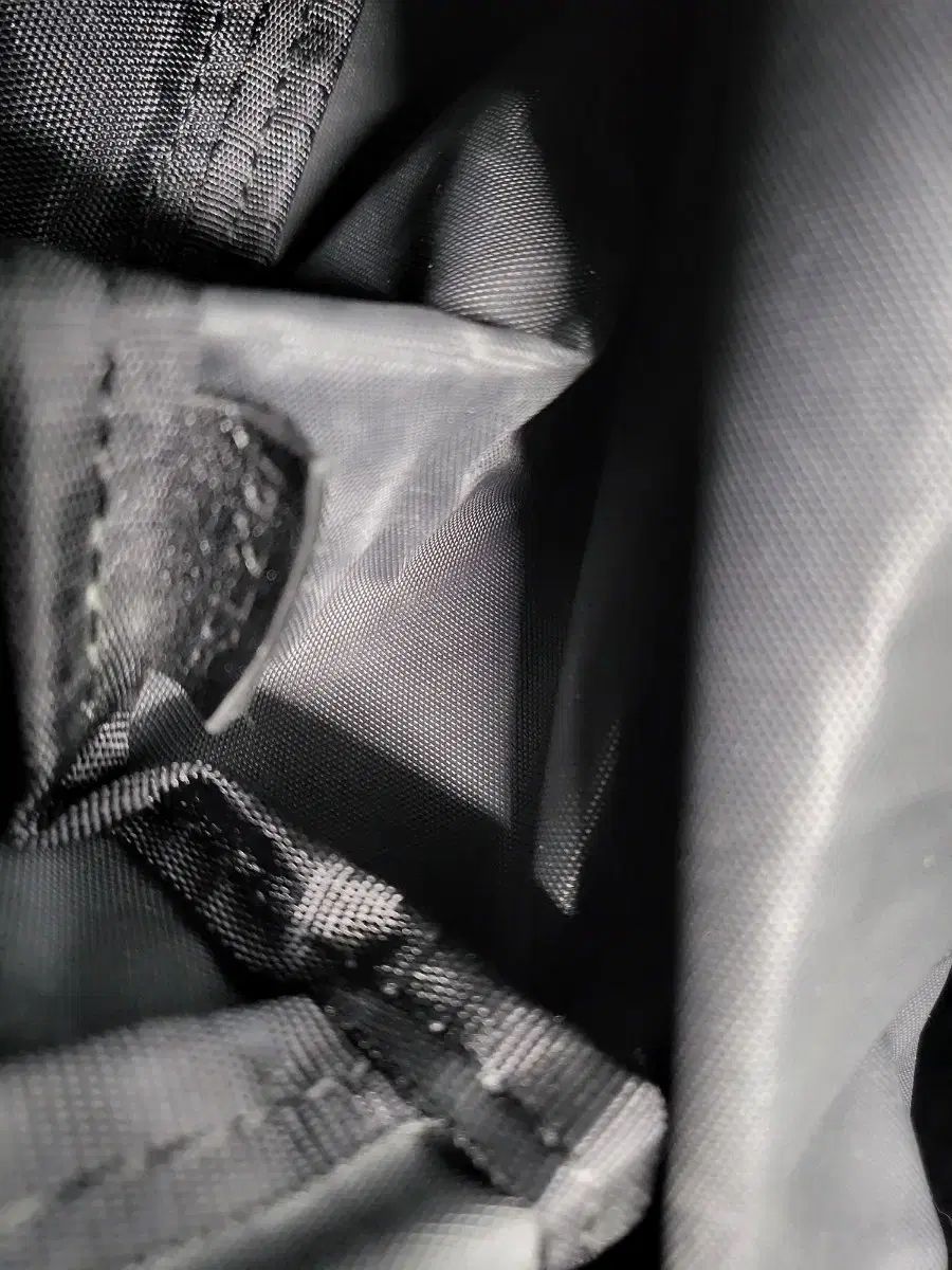 ジッパーバックパック