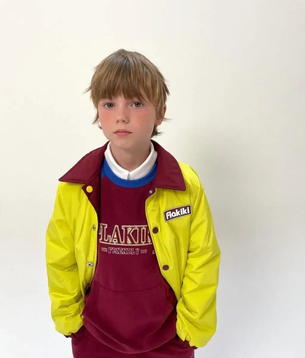 新品) フラッキー リバーシブル 軽量 ジャケット 8y