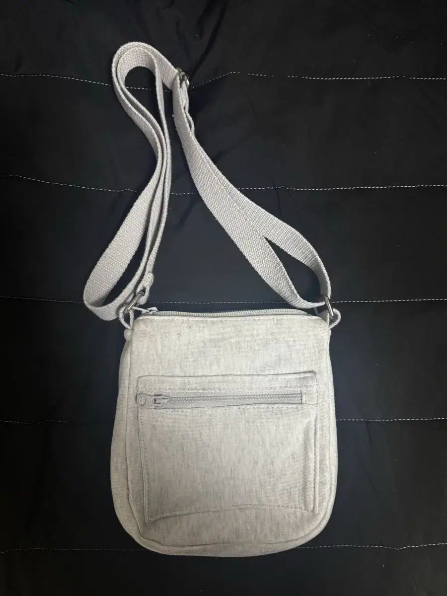 THECOLDESTMOMENT ザコールデストモーメント ミニクロスバッグ