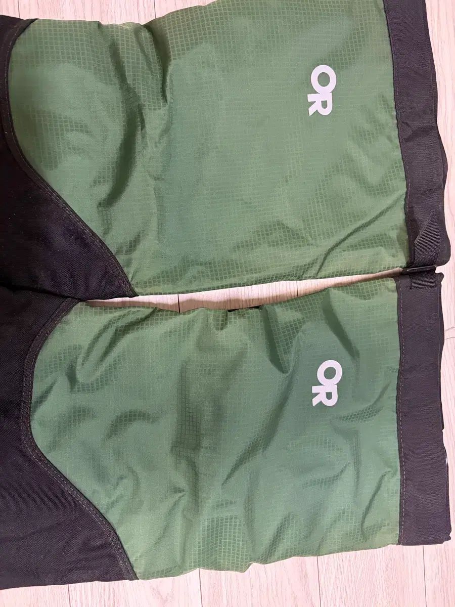 アウトドアリサーチ caiman ゲイター