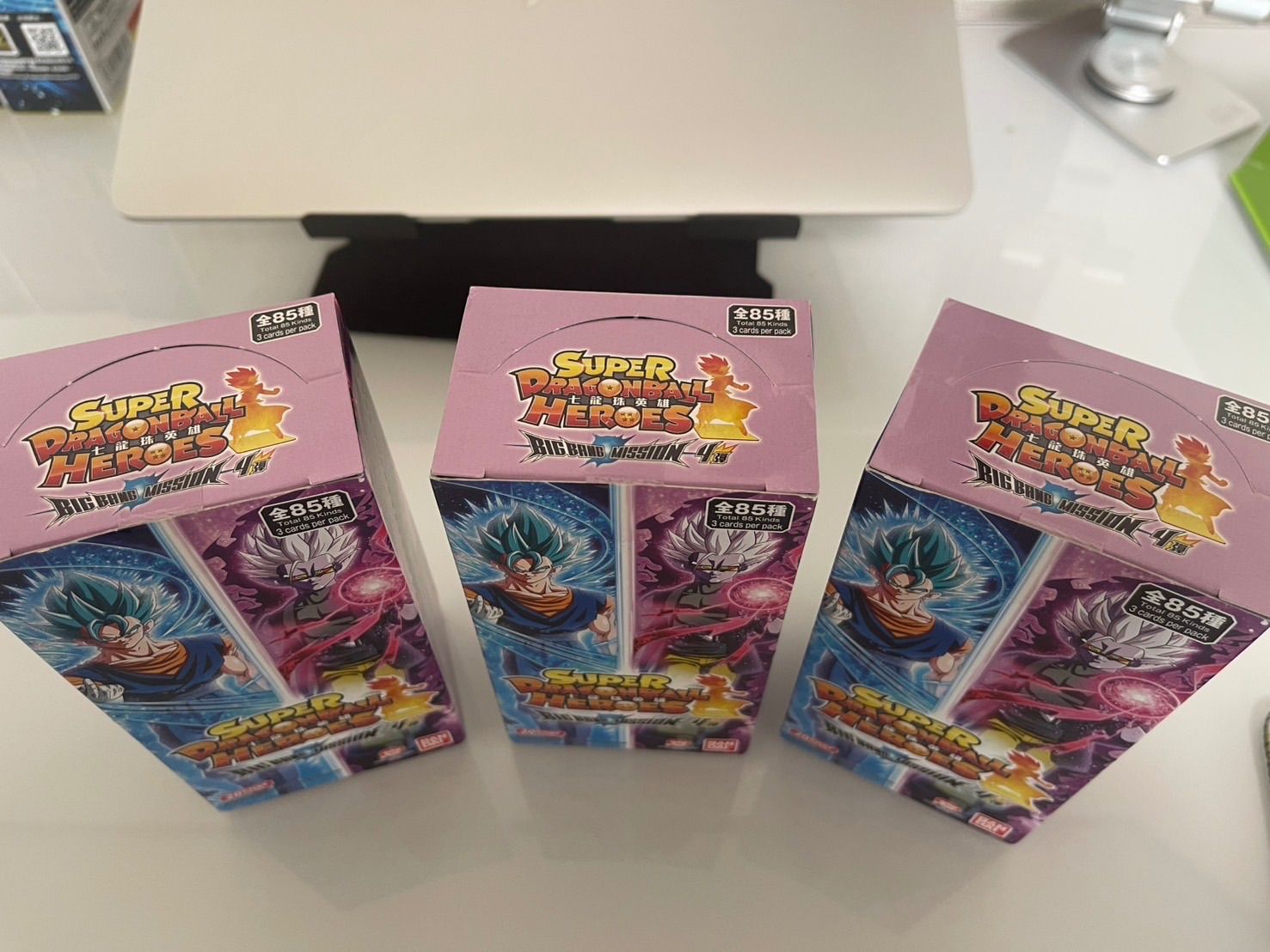 数量限定！豪華福袋】台湾・香港版 スーパードラゴンボールヒーローズ