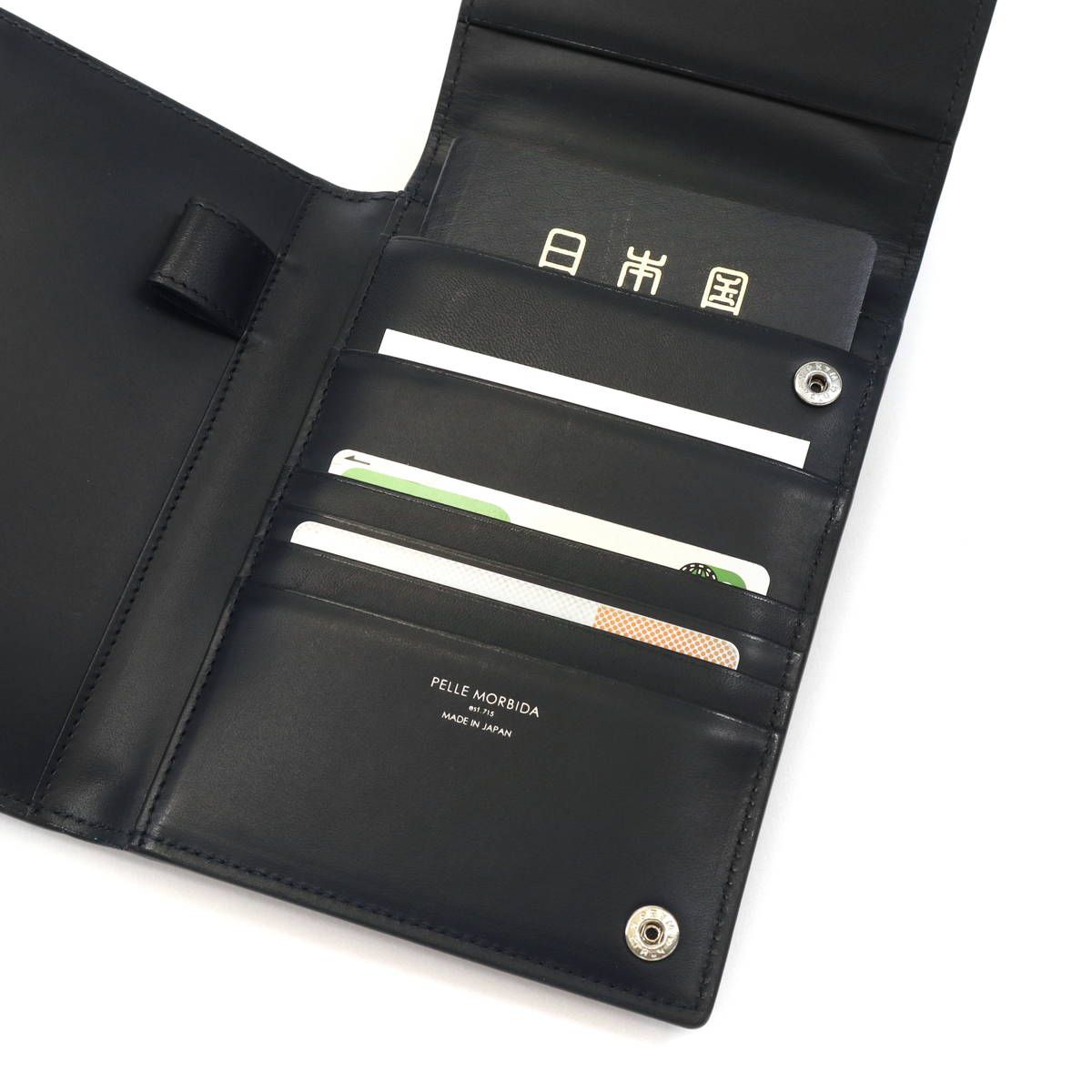 ペッレモルビダ パスポートケース PELLE MORBIDA Barca バルカ 斜