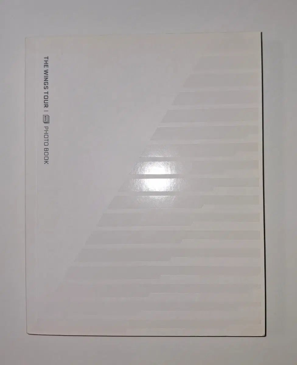 値引き交渉可能@BTS WINGS TOUR フォトブック WINGS TOUR - メルカリ