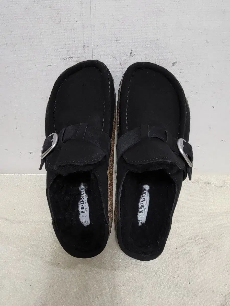 ビルケンシュトックバックルシアリングレディースファーミュールスリッパ
