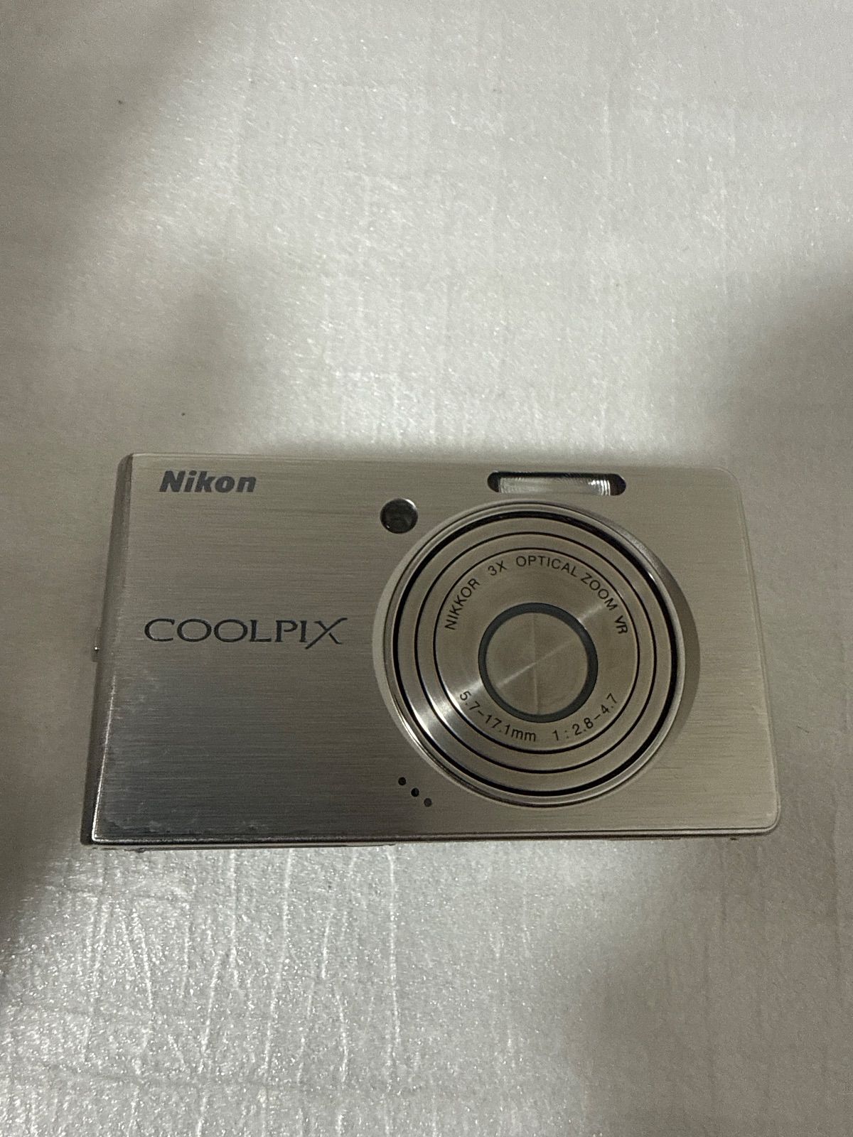 ❗️動作良好❗️デジカメ 本体 Nikon Coolpix S500 - メルカリ