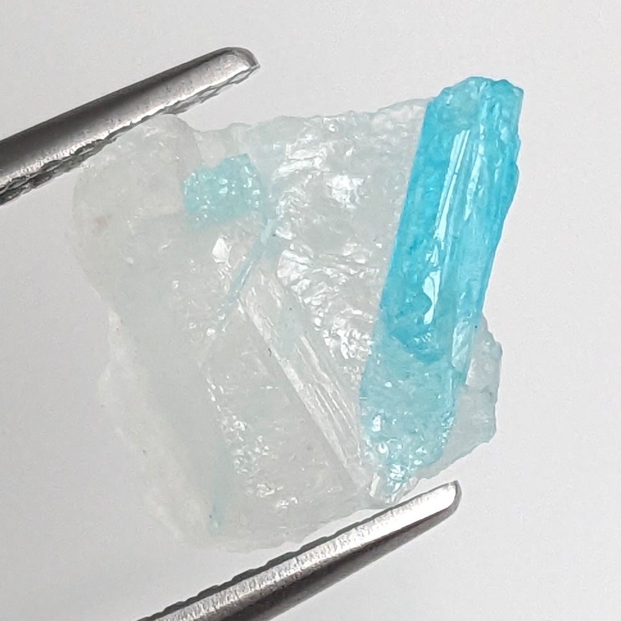 パライバトルマリン原石 ブラジル パレーリャス産 2.36 ct