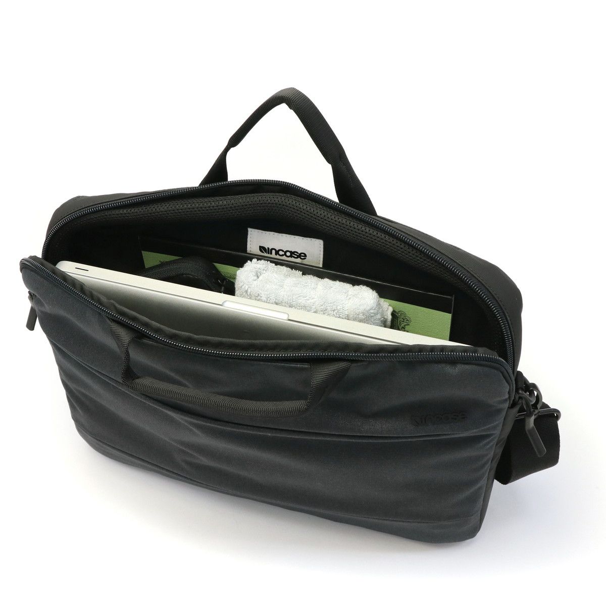日本正規品 インケース ビジネスバッグ Incase City Brief 16 