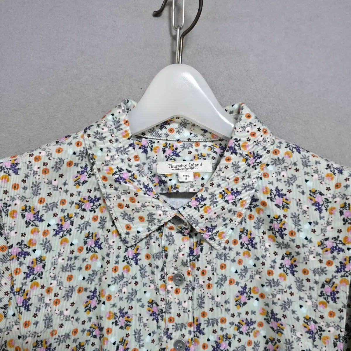 サースデーアイランド フラワー