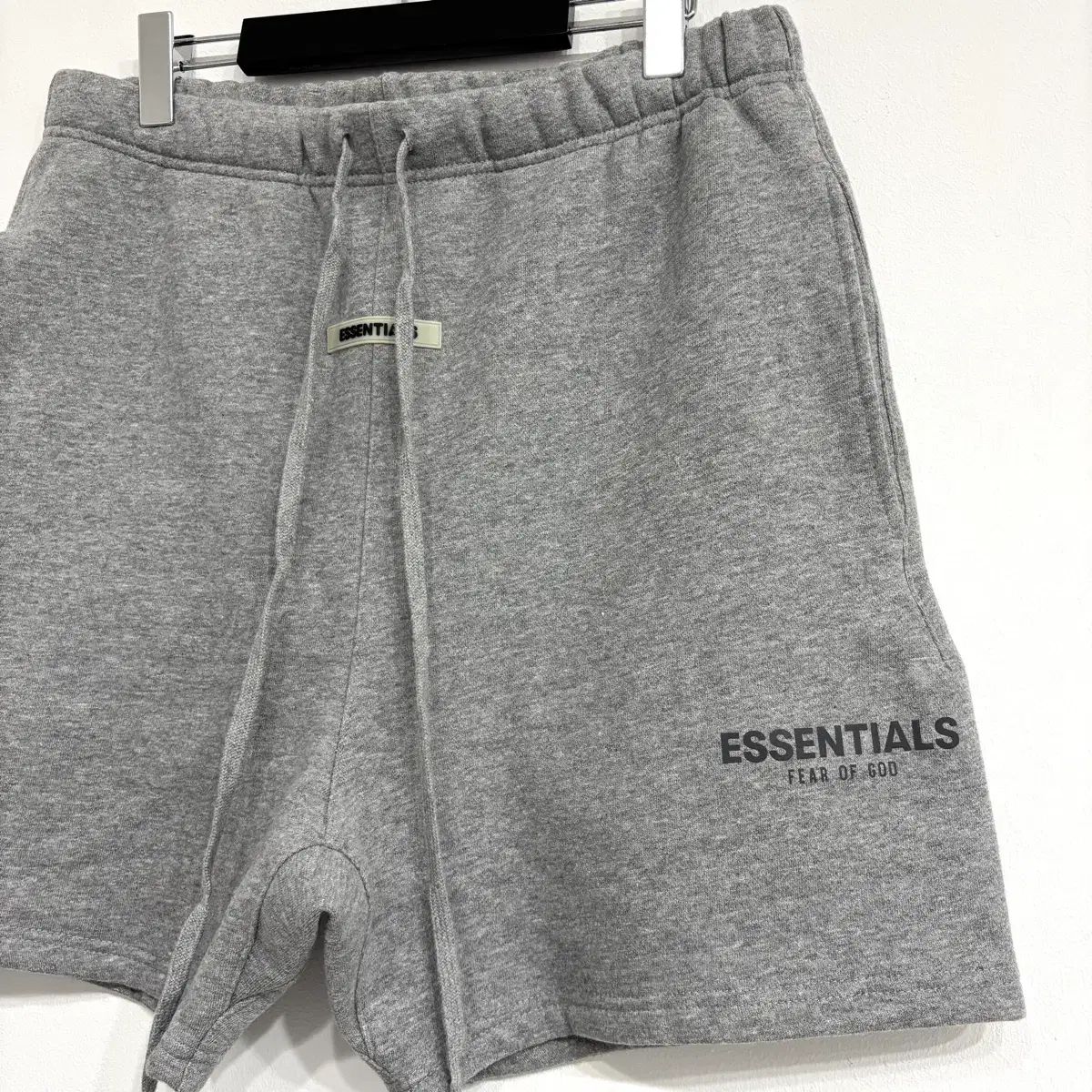 ESSENTIALS フィアオブゴッド ハーフパンツ