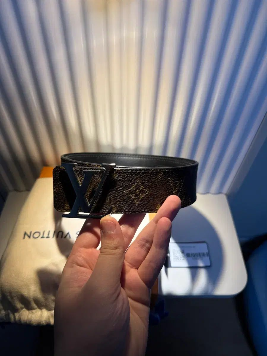 Louis Vuitton ルイヴィトン モノグラム リバーシブル ベルト 95 size