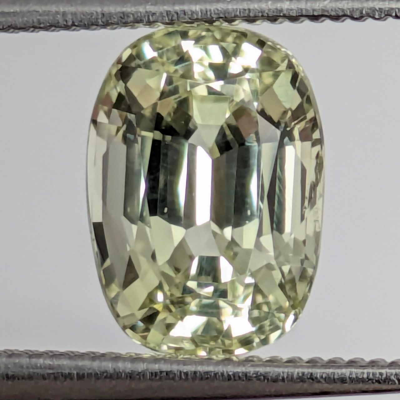 クリソベリル ミャンマー モゴック産 1.73 ct