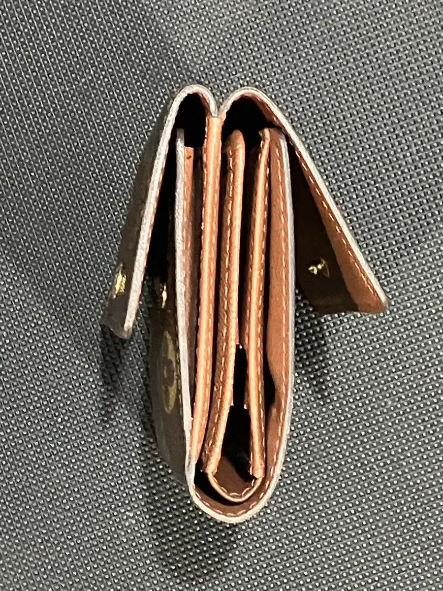  ルイヴィトン モノグラム エリゼ 二つ折り財布 長財布 小物