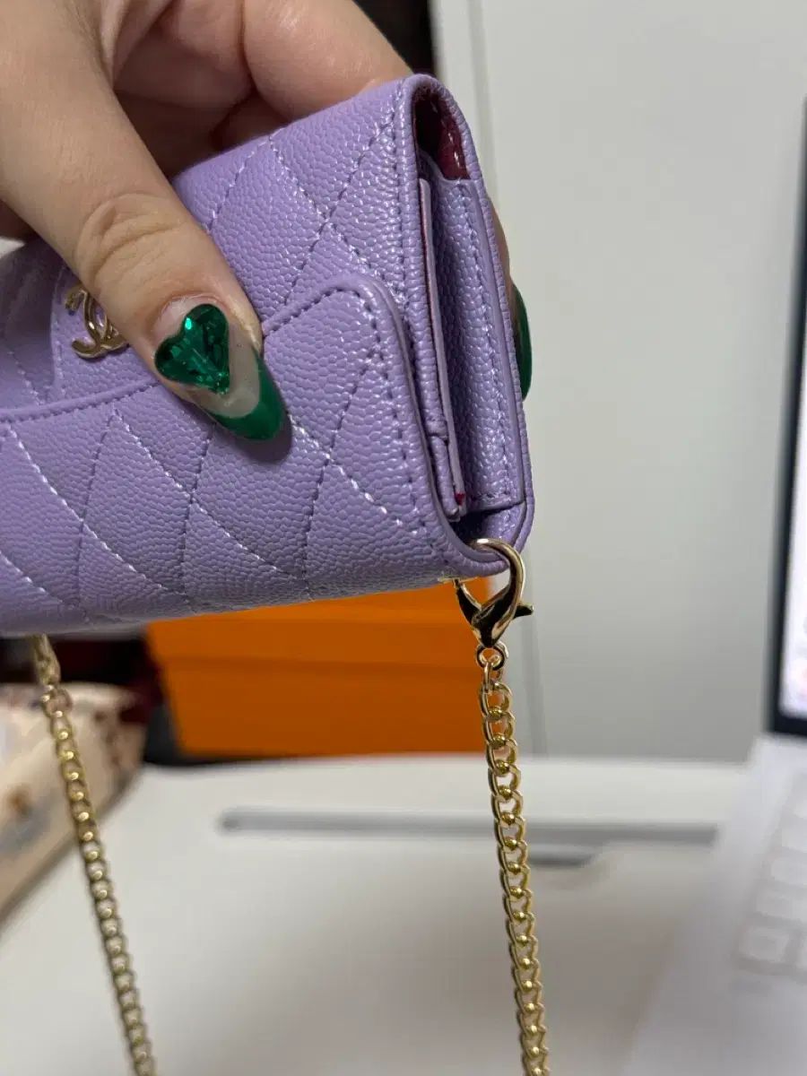 チェーンバッグ