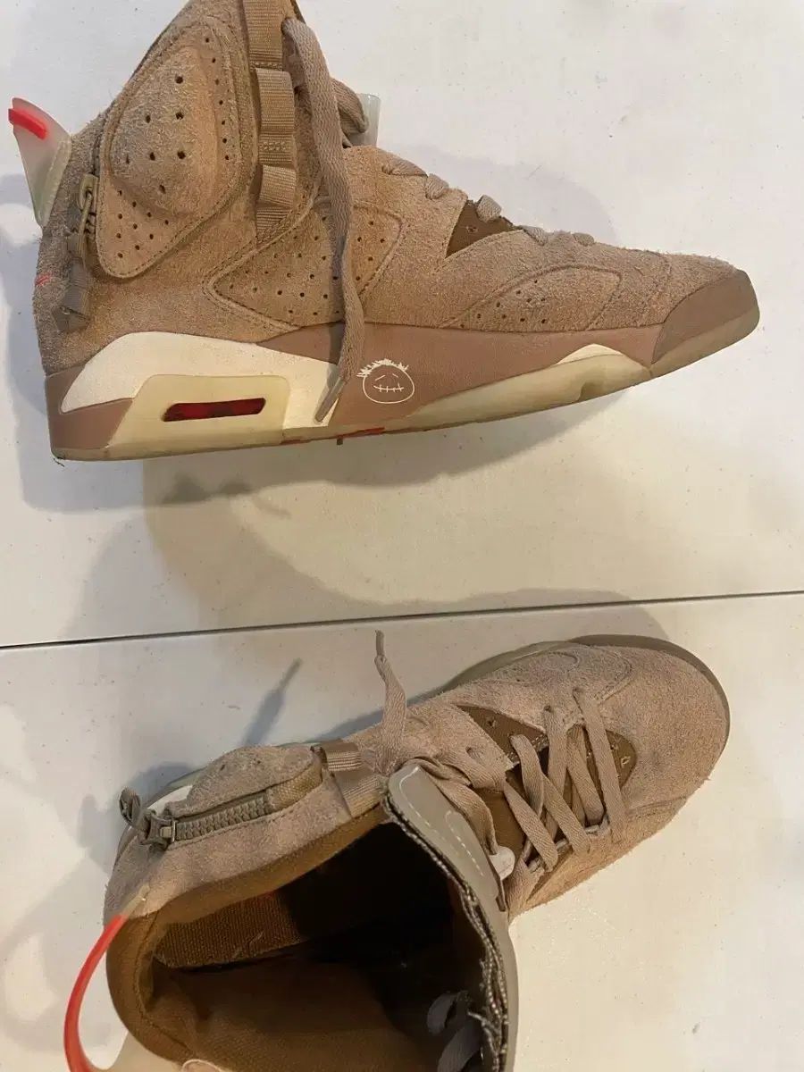 エアジョーダン6 トラヴィス