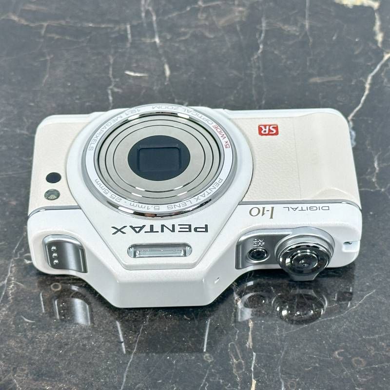 【ペンタックス】PENTAX I-10 コンパクトデジタルカメラ レトロ 白 持ち歩きが楽しくなるユニークデザインのコンパクトデジタルカメラ