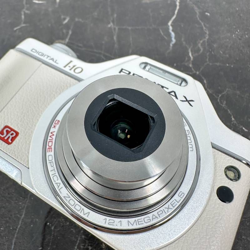 美品】PENTAX ペンタックス Optio I-10 ホワイト 1210万画素 光学5倍