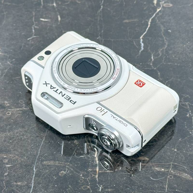 美品】PENTAX ペンタックス Optio I-10 ホワイト 1210万画素 光学5倍