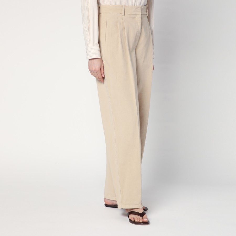 リラのライトカーキコットン