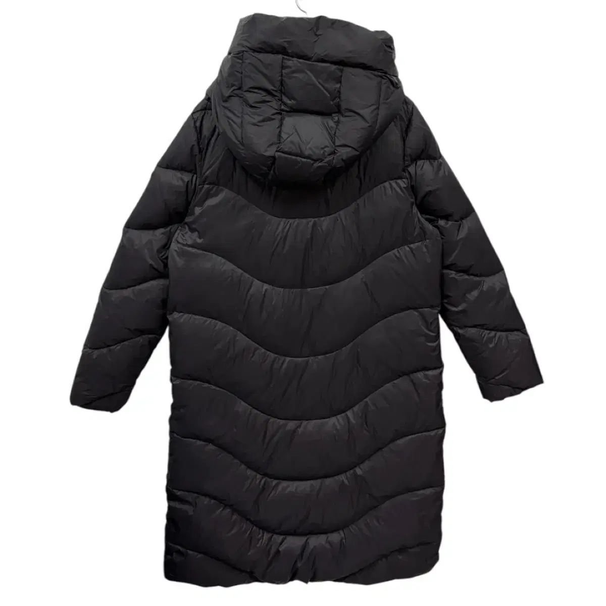 専用　プラダ　ロング　ダウンジャケット　三角プレート　ウエストゴム　黒　M ダメージ) PRADA プラダ 三角ロゴ ロング ダウン 44 - メルカリ