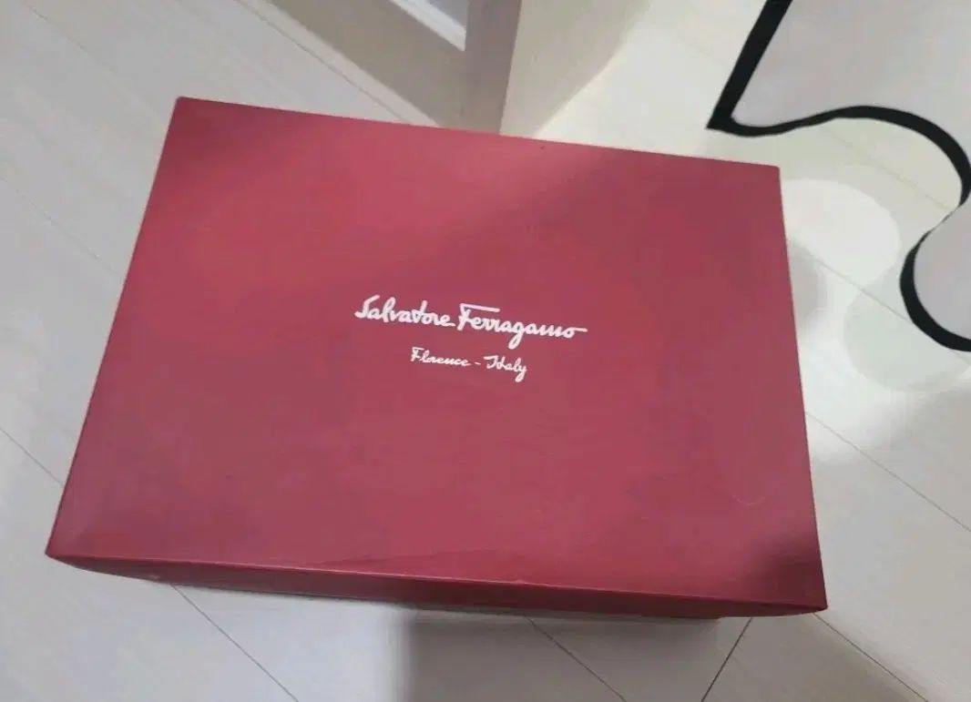 フェラガモ バッグ