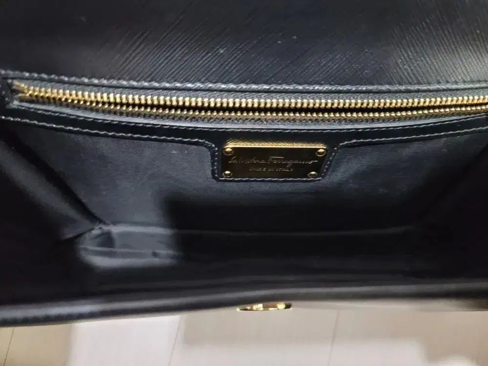 FERRAGAMO フェラガモ バッグ