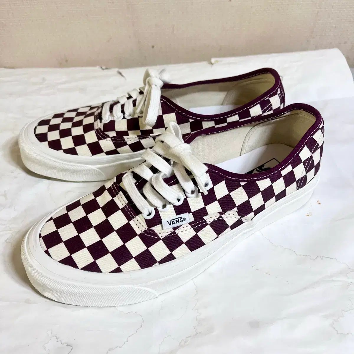 260 ヴァンズ アセンティック 44 DX アナハイム ファクトリー