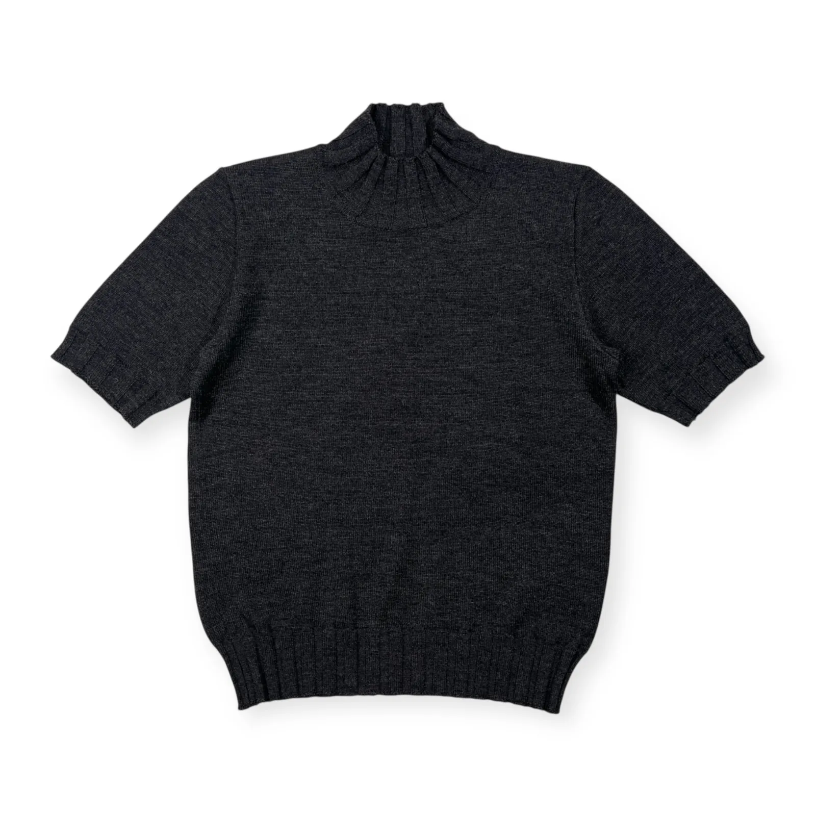 2026年最新】HERNO ニット・セーターの人気アイテム - メルカリ