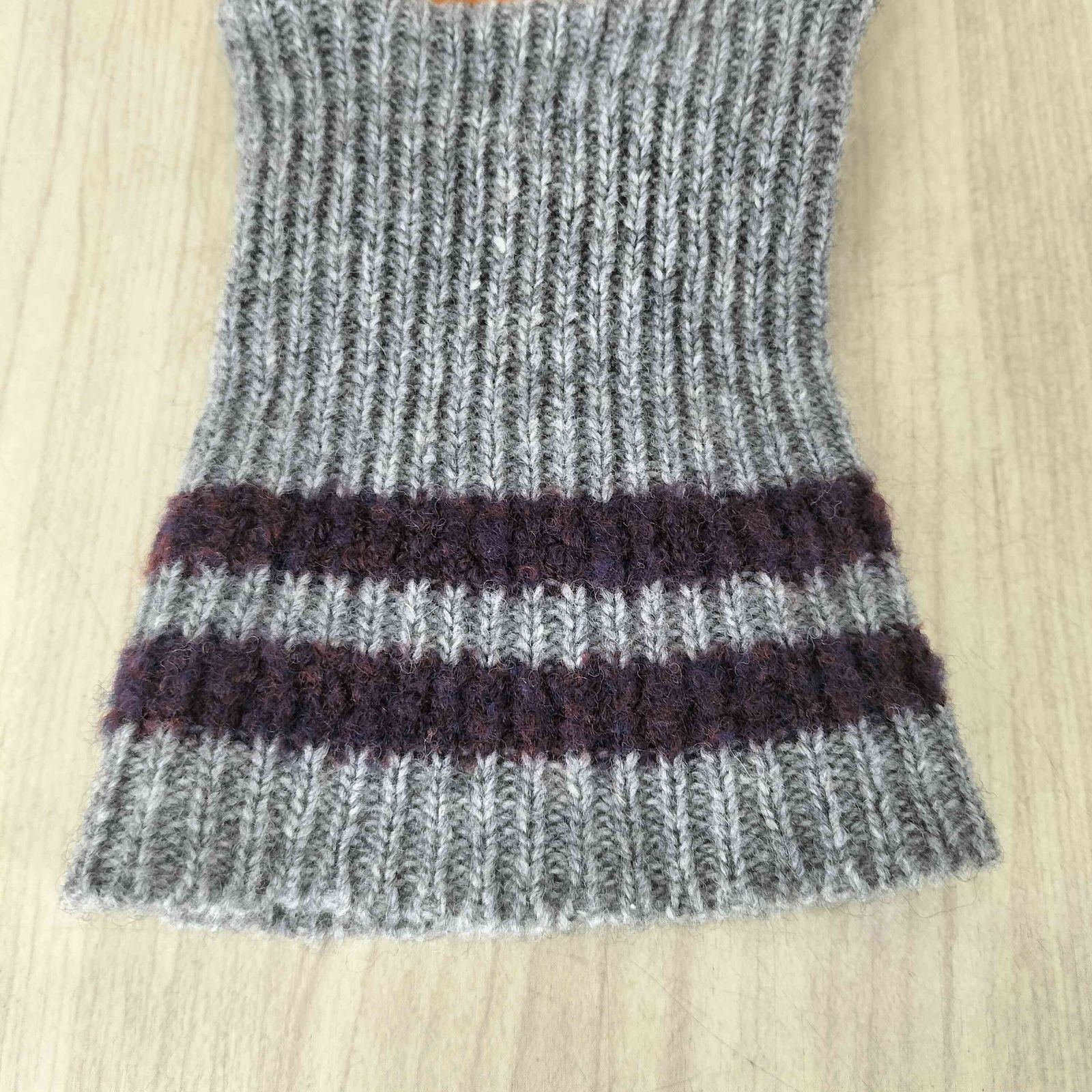 ヴィヴィアンウエストウッド Vivienne Westwood オーブ刺繍ウール