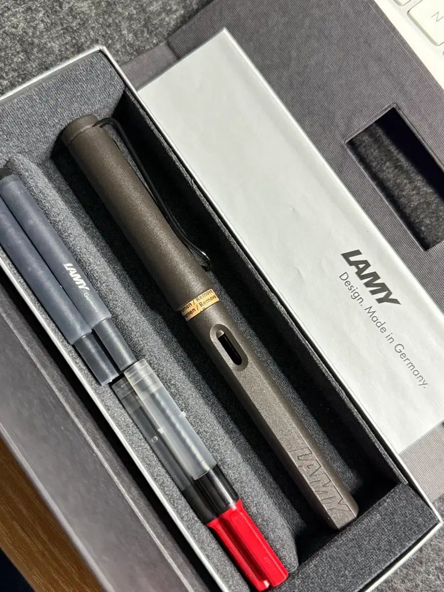 LAMY safari 万年筆 チャコールブラック EF カートリッジ 3 コンバーター 2
