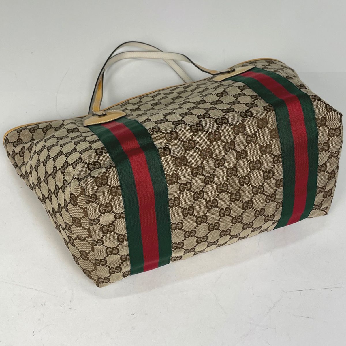 グッチ GUCCI GG柄 トートバッグ シェリーライン エナメル GGキャンバス ベージュ イエロー 211970 レディース