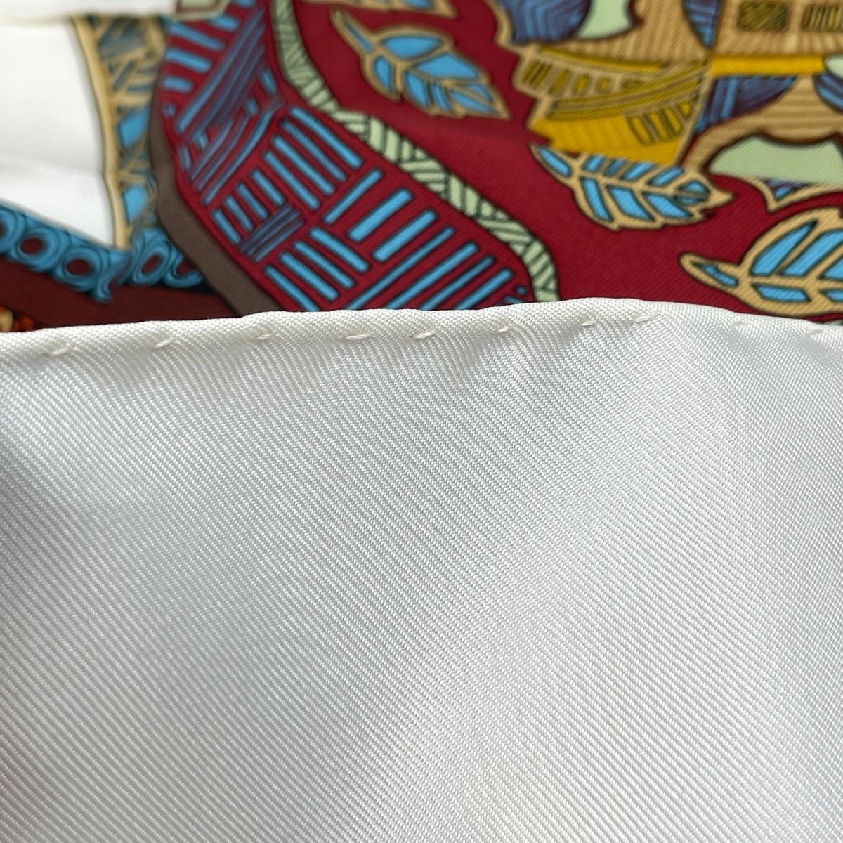 エルメス HERMES カレ 90 ART des STEPPES ステップ美術 馬 スカーフ