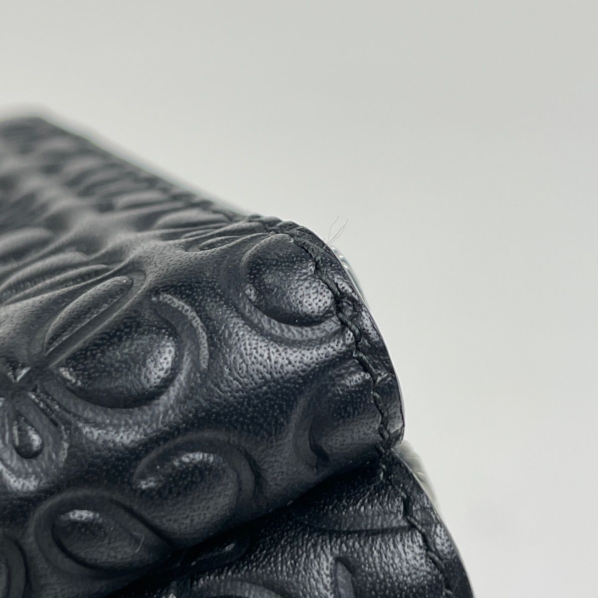 ロエベ LOEWE アナグラム ラウンドファスナー 財布 ダブルファスナー