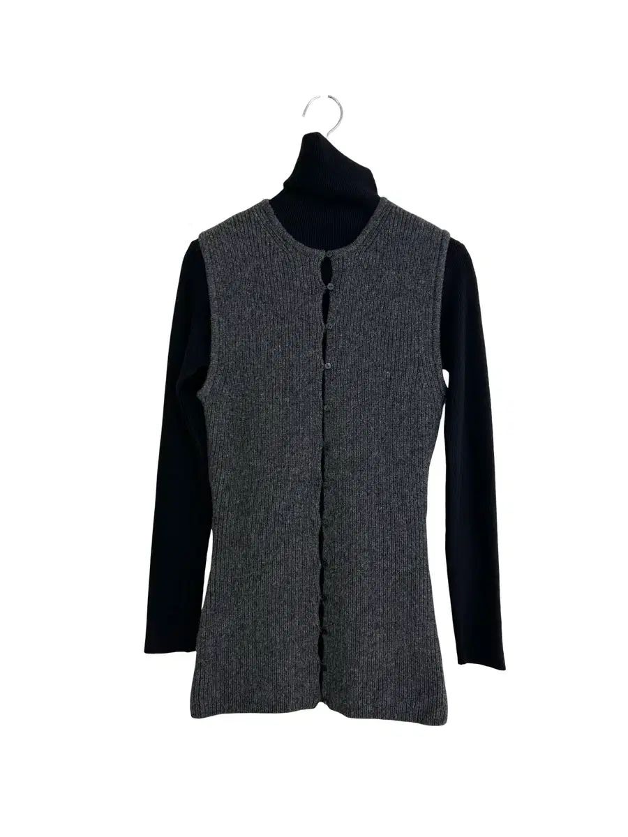 チャコール ボタン