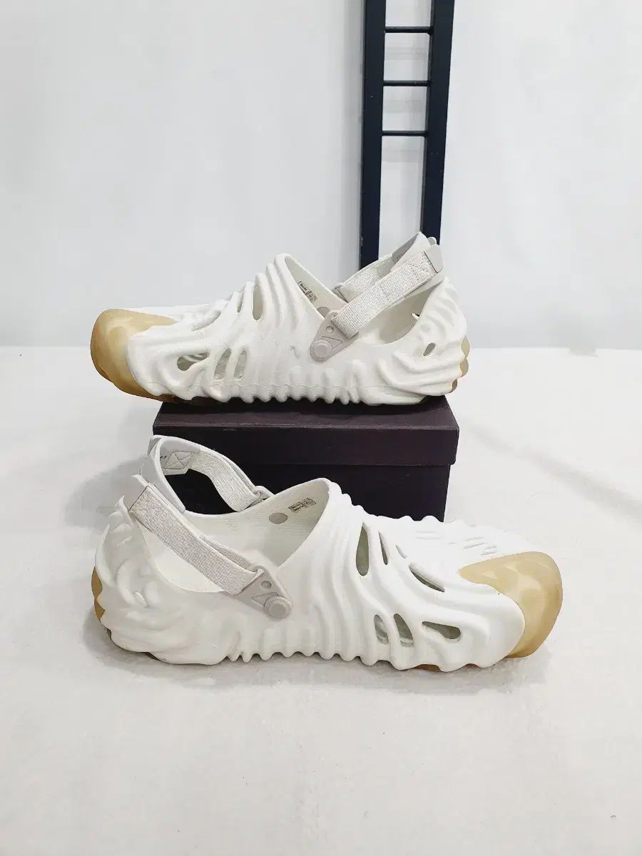 Crocs x サレヘ バンバリー ポレックス クロッグ ストラトゥス サンダル 275 280