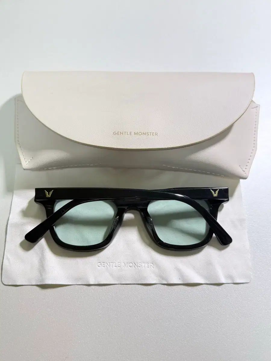 ジェントルモンスター