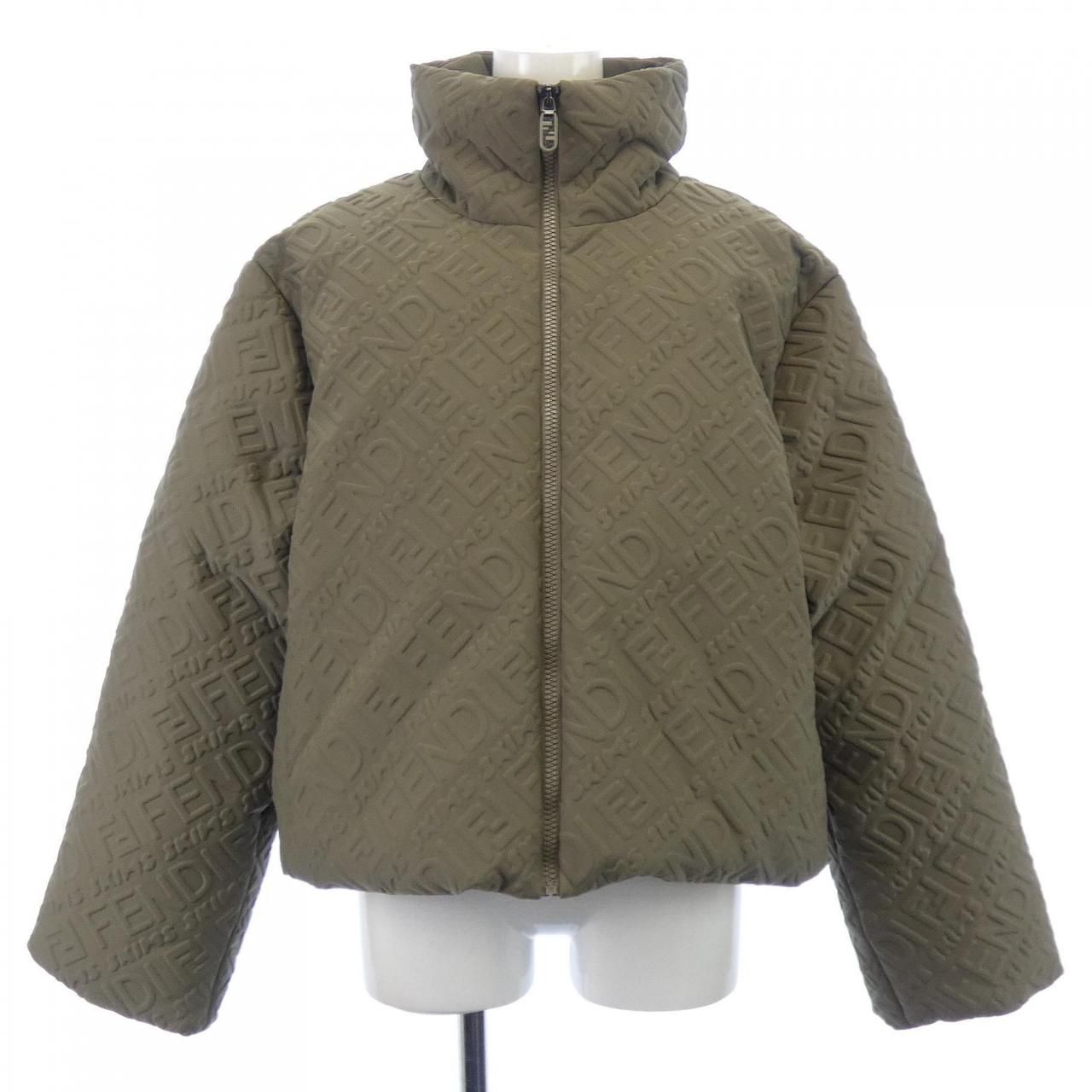 フェンディ FENDI FAN 068 AGNR ダウンジャケット