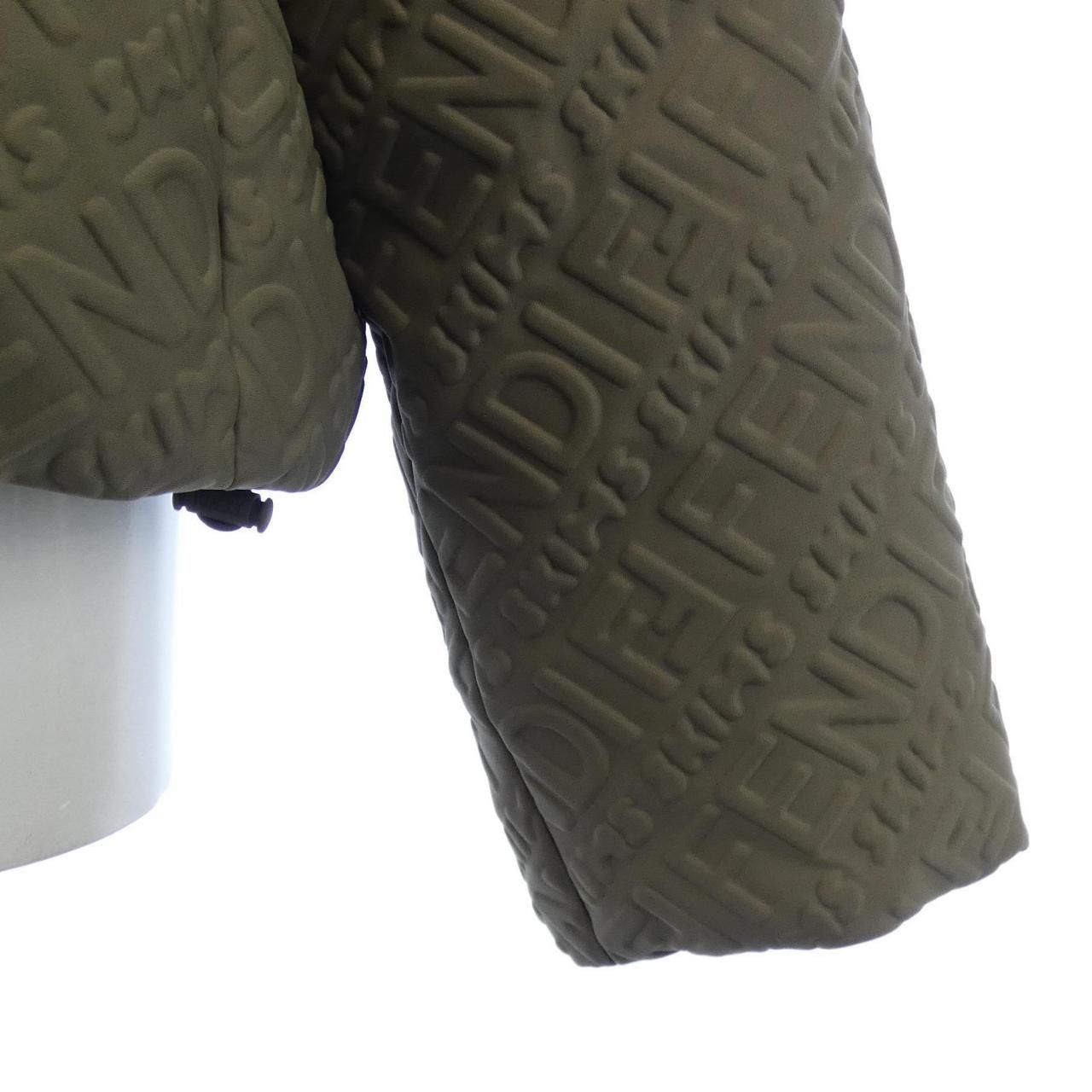  フェンディ FENDI FAN 068 AGNR ダウンジャケット その他 ジャケット アウター