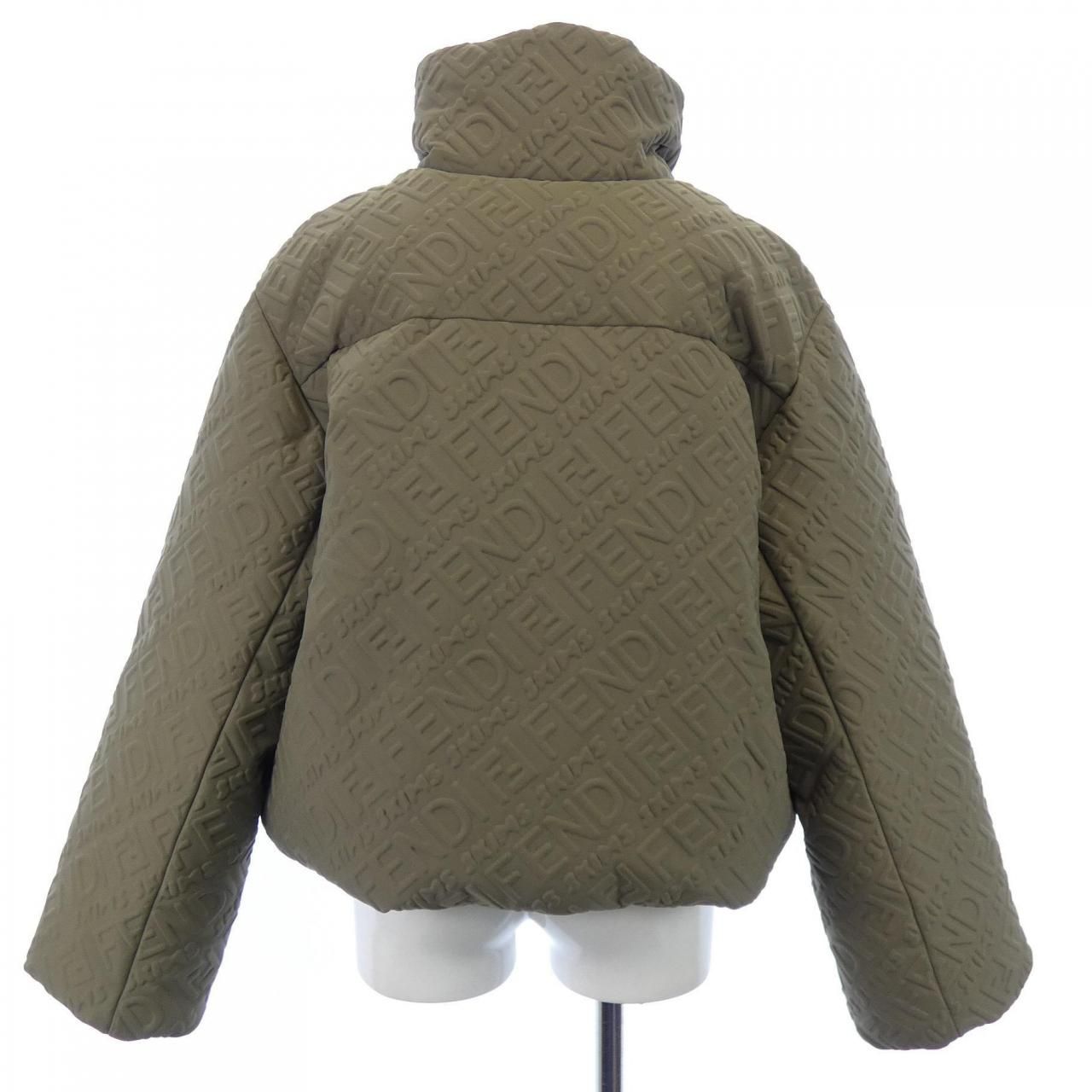 フェンディ FENDI FAN 068 AGNR ダウンジャケット